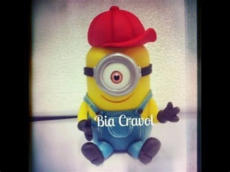 Bia Cravol No Programa Mulher Ensinando Um Pote Dos Minions Em