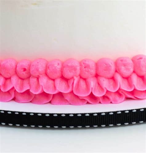 Simple And Easy Buttercream Cake Borders I Scream For Buttercream