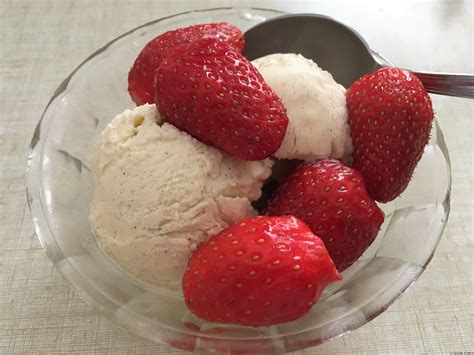 Recette Coupe de glace à la vanille aux fraises La cuisine familiale