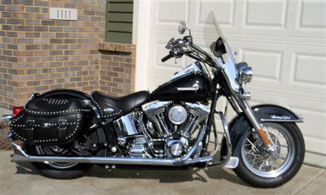 2002 Harley-Davidson® FLSTC/I Heritage Softail® Classic (Black ...