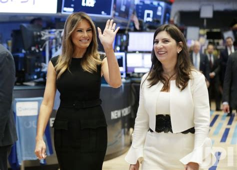 Photo First Lady Melania Trump Rings The Opening Bell At The Nyse Nyp20190923105