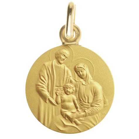 Medaille De Bapteme Effigie Sainte Famille Aimante En Or Jaune 18 Carats