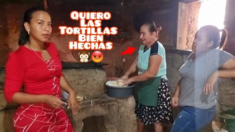 Abuela Nos Pide Tortillas Bien Hechas Redonditas Yo Sin Poder