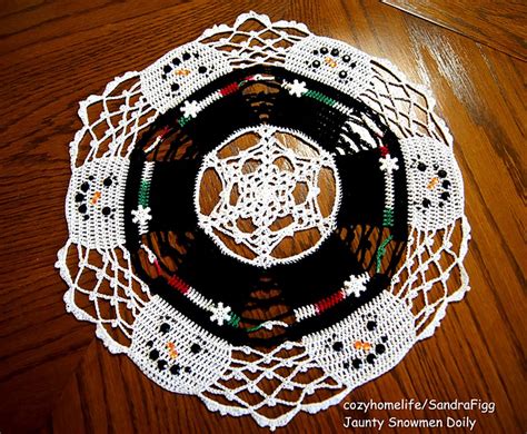 Ravelry Cozyhomelife S Jaunty Snowmen Doily