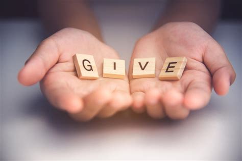 The Science Of Giving Why Giving Makes Us Feel Good Tpp