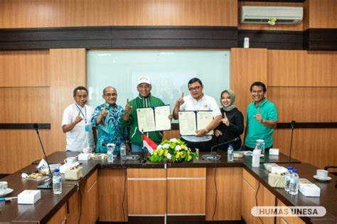 Unesa Dan Ubt Teken Mou Kerja Sama Implementasi Mbkm