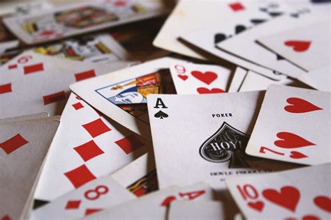 Card Games Everyone Should Know - UrbanMatter