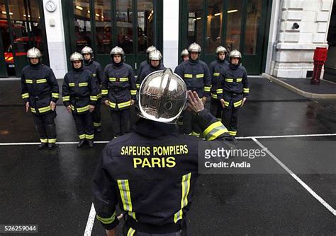 669 Paris Fire Brigade Stock Photos High Res Pictures And Images