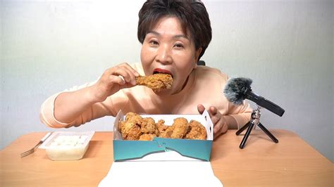 Bbq 황금올리브 치킨 먹방 Asmr Mukbang Fried Chicken Youtube