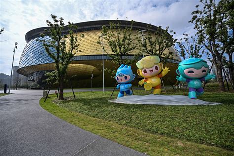 Hangzhou 2022 illuminates venues to celebrate new dates