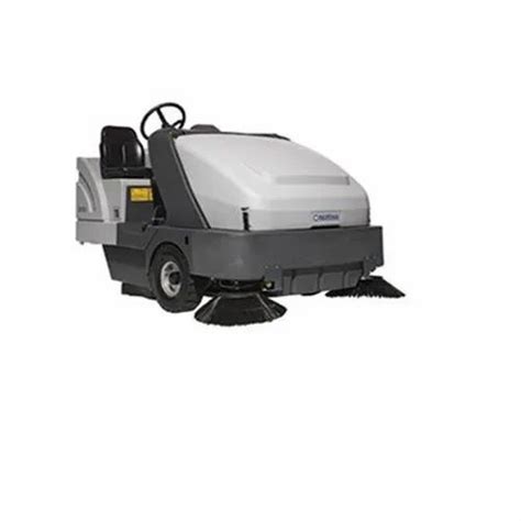 Nilfisk SW8000 165 D 4 CYL Ride On Sweeper 2410x1630x1500 Mm At