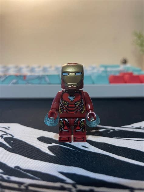 Lego Minifigure Iron Man, Hobbies & Toys, Toys & Games on Carousell