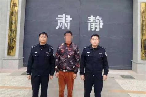 开封一男子为“打赏”女主播行窃 民警出手将其缉拿新浪河南新浪网