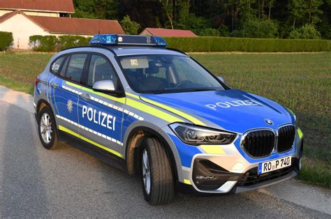 Unterneukirchen B Bei Neu Tting Komplett Wegen Unfall Gesperrt Bilder