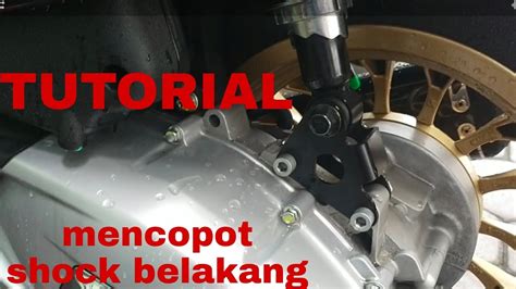 Cara Mencopot Shock Belakang Vespa Matic YouTube