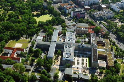 Berlin aus der Vogelperspektive Klinikgelände des Krankenhauses