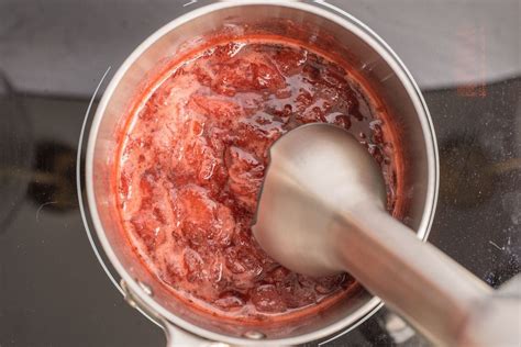 How To Make Strawberry Coulis Best Kept Dishes