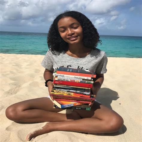 Yara Shahidi Hot Bikini Life Styles