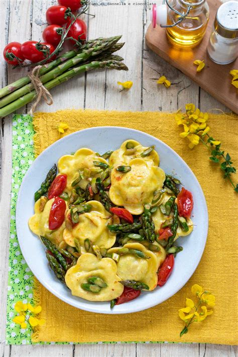 Ravioli Ripieni Agli Asparagi Profumo Di Cannella E Cioccolato