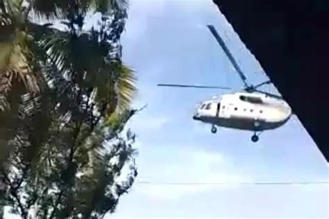 Helikopter BNPB Diduga Rusak Atap Rumah Warga Dan Sekolahan Di Merangin