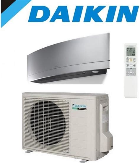 5 KW Daikin Airconditioner Emura Zilver Complete Set Bol