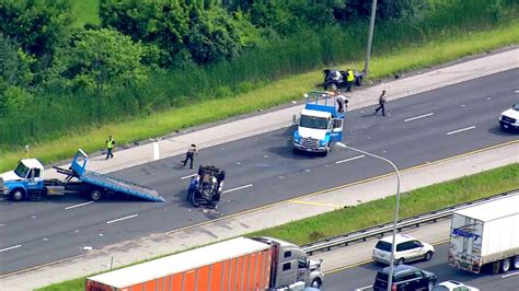 1 Killed In I 80 Crash Eastbound Lanes Reopened Abc7 Chicago