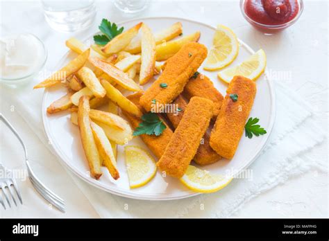 Fried Fish Sticks With French Fries Fish Fingers Fish Sticks With