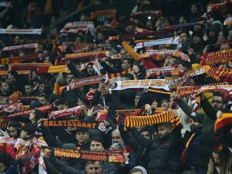 Galatasaray taraftarından dev talep Fenerbahçe derbisinde 400 bin bilet