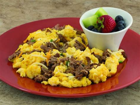 Steak And Eggs Scramble Hearty Breakfast Recipes Beef Chili Recipe