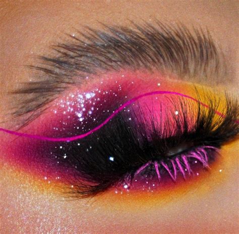 Pin By вєℓℓα 💗 вℓєssє∂ On ɱศʞεน℘ Halloween Eye Makeup Romantic Eye Makeup Photographic Makeup