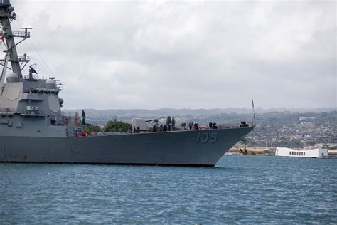 Dvids Images Uss Dewey Arrives At Pearl Harbor Image 1 Of 5