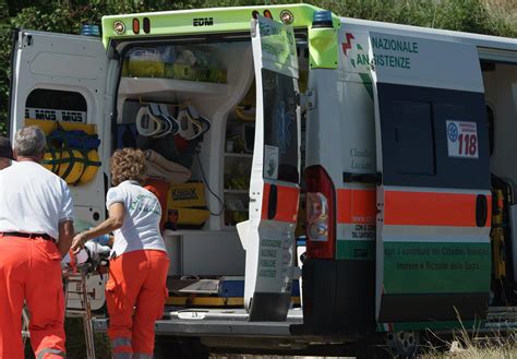 Malore mentre è in bicicletta muore in centro