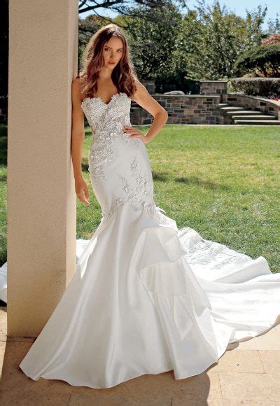 Strapless Lace Mermaid Wedding Dress With Sweetheart Neckline Kleinfeld Bridal