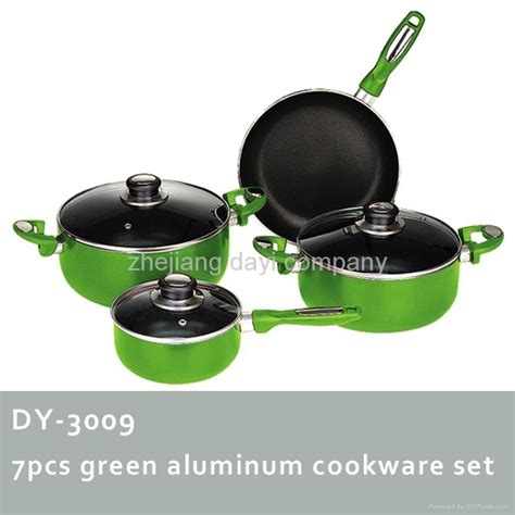 7pcs Aluminum Non Stick Cookware Set Dy 3008 Dayi China