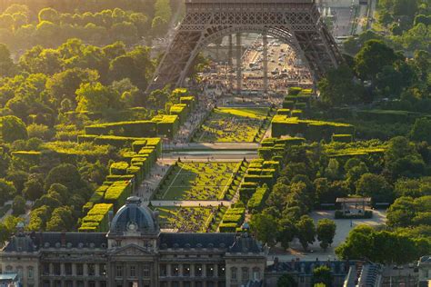 The Champ De Mars Park In Paris The Complete Guide