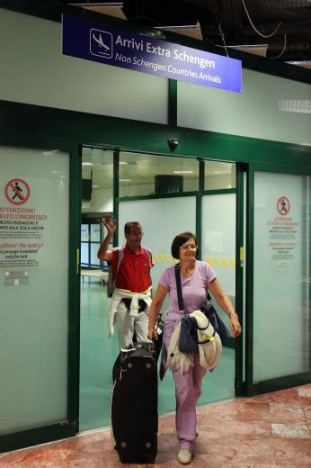 Foto Rientrati Dopo L Odissea In Aeroporto I Passeggeri Bloccati In