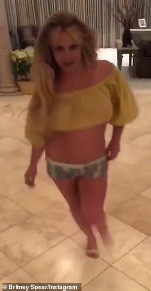 Britney Spears shares another at home dance video | Daily Mail Online