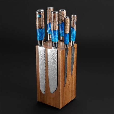 Senken Rotating Magnetic Knife Block Made From Natural Acacia Hardwood