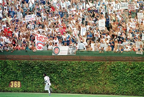 Powers I Was A Wrigley Field Usher During The Summer Of Sammy Sosa The Athletic