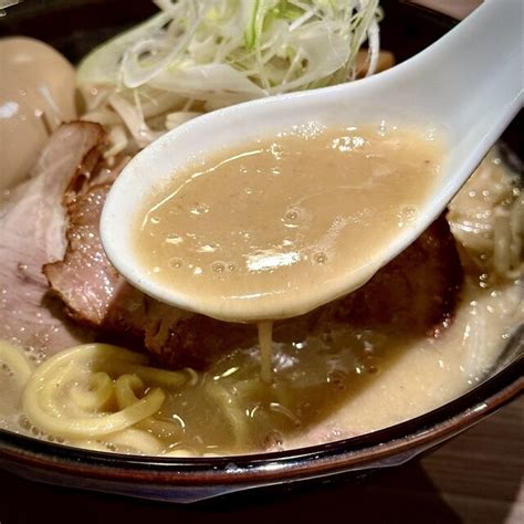 『ついに花道庵系譜の濃厚味噌ラーメン店「にそう」が横浜関内に爆誕！今後人気店になること間違いなしっ！！！』by 酔いどれヒゲおじさん 味噌