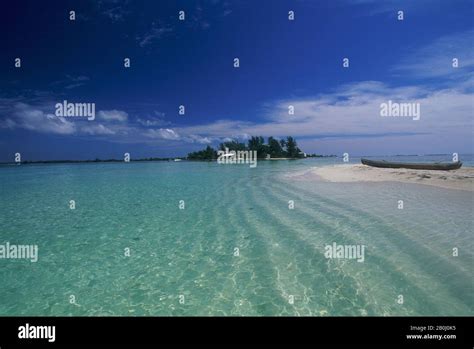 HONDURAS, BAY ISLANDS, UTILA ISLAND Stock Photo - Alamy