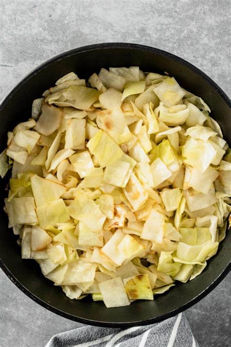 Lazy Cabbage Roll Casserole With Ground Beef The Yummy Bowl