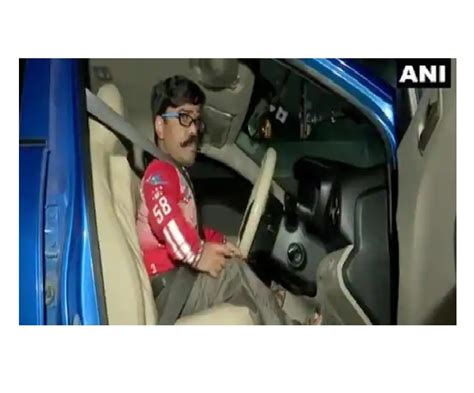 Meet Gattipally Shivpal The Hyderabad Man Who Became Indias First Dwarf To Get A Driving License