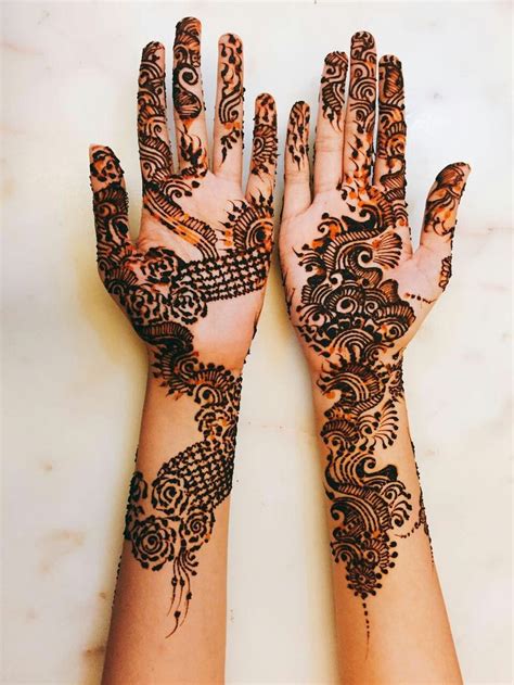 Pin By Ayesha Sayed On Mehndi Art Henna Hand Tattoo Mehndi Designs