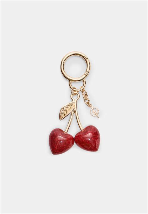 Seahorse charm key ring - Women's fashion | Stradivarius United States