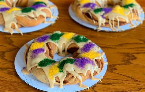 Best New Orleans King Cake According To Locals Cajun Encounters Tour