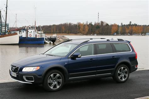 Volvo Xc Information And Photos Momentcar