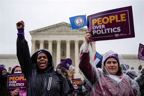 Supreme Courts Election Rulings Give Democracy Advocates Reason To