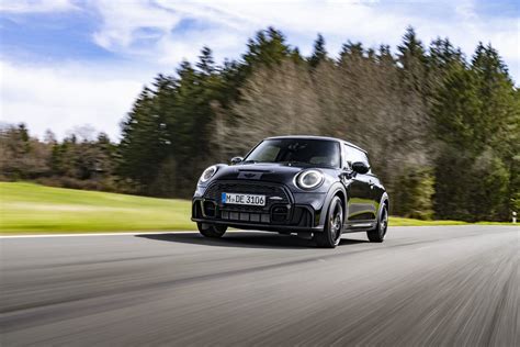 Mini Launches John Cooper Works 3 Door 1to6 Edition