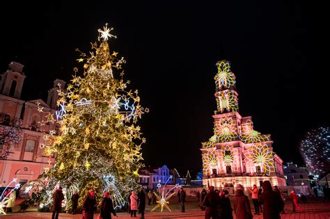 Kauno miesto savivaldybė Kaunas ieško Kalėdų eglutės ir Rotušės aikštės